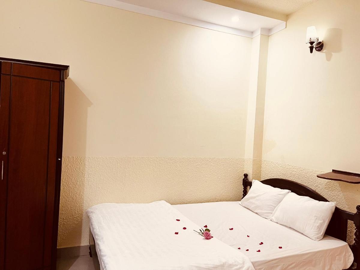 Hotel Khach San Xuan Quynh Đà Lạt Exterior foto